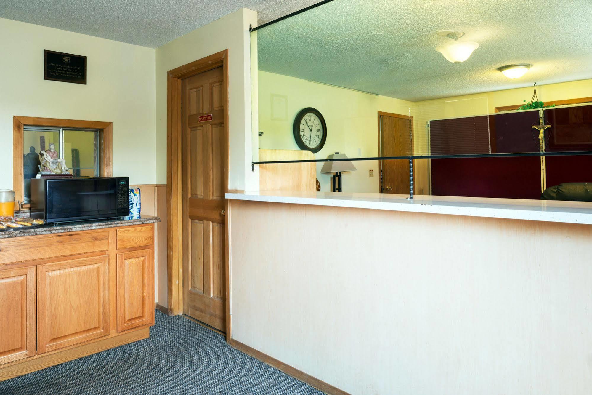 Howard Johnson By Wyndham Spokane Exterior foto